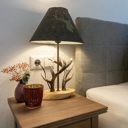 Berge, Balkon Und Ausstattung Mitten In Js2 * Sonthofen
