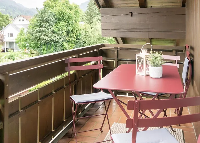 Apartment Berge, Balkon Und Ausstattung Mitten In Js2 *