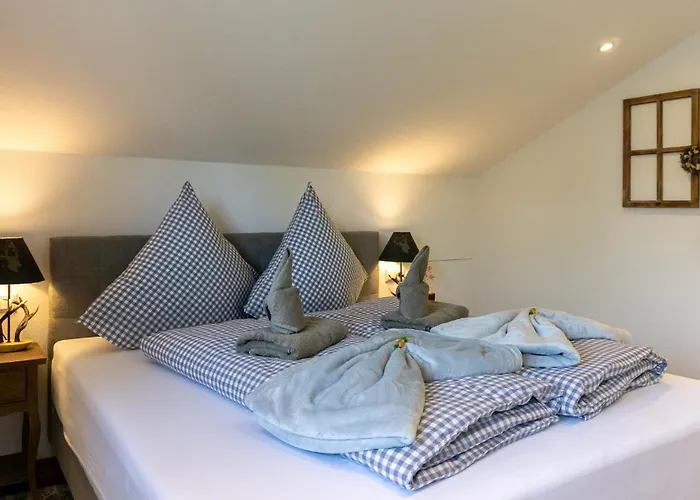 Berge, Balkon Und Ausstattung Mitten In Js2 * Sonthofen